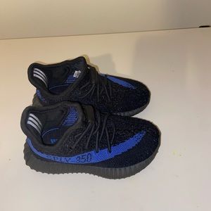 Toddler authentic Yeezy size 7c worn twice